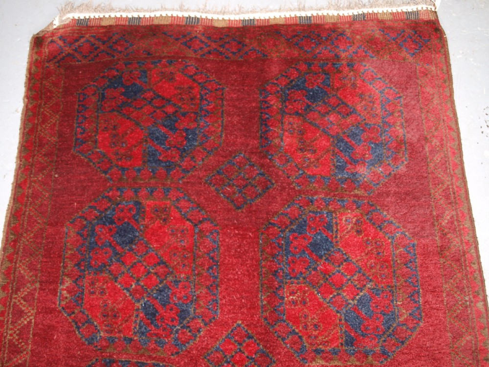 ANTIQUE AFGHAN ERSARI TURKMEN RUG, LARGE GULS, CIRCA 1900/20. View III
