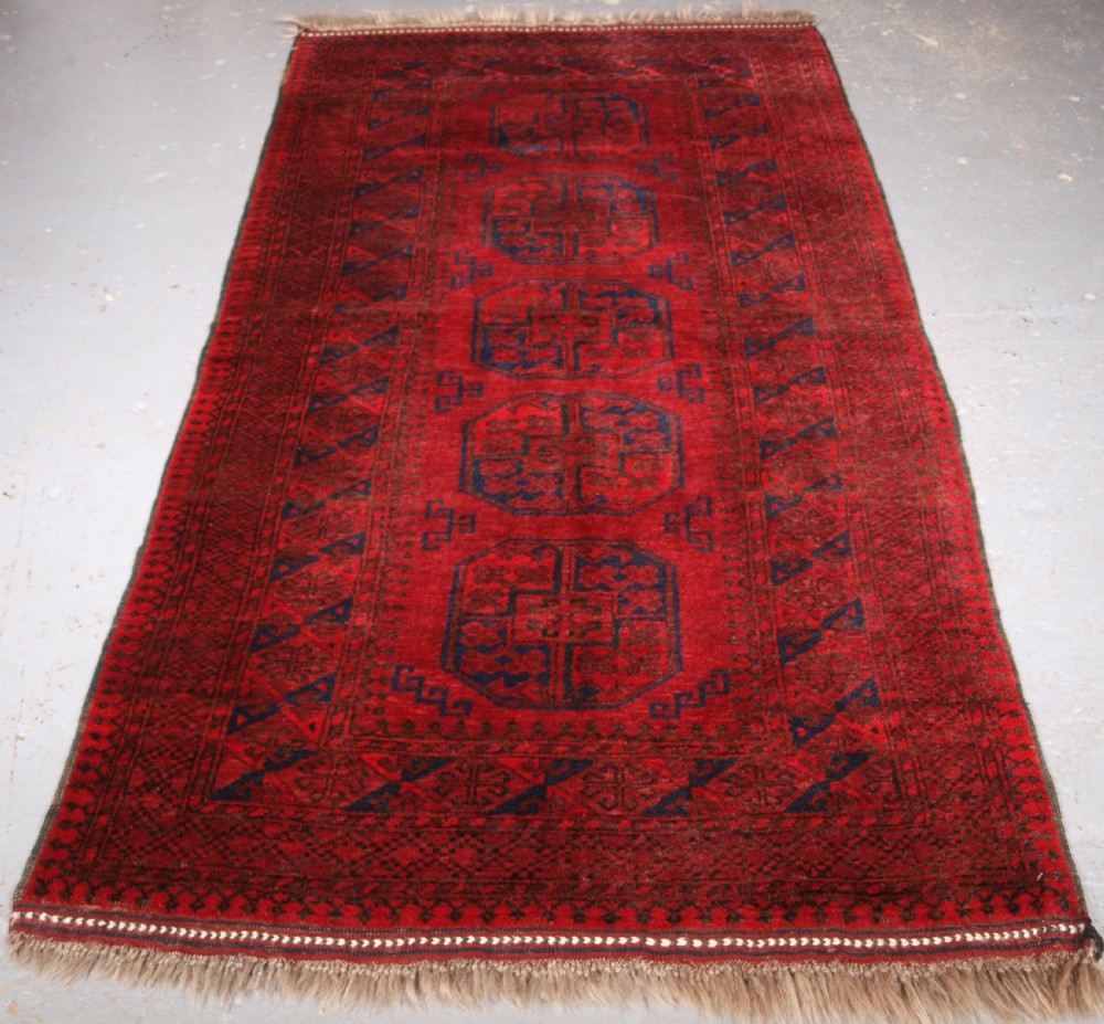 OLD AFGHAN VILLAGE LONG RUG WITH LARGE GULS, SUPERB RUG. CIRCA 1920/30.