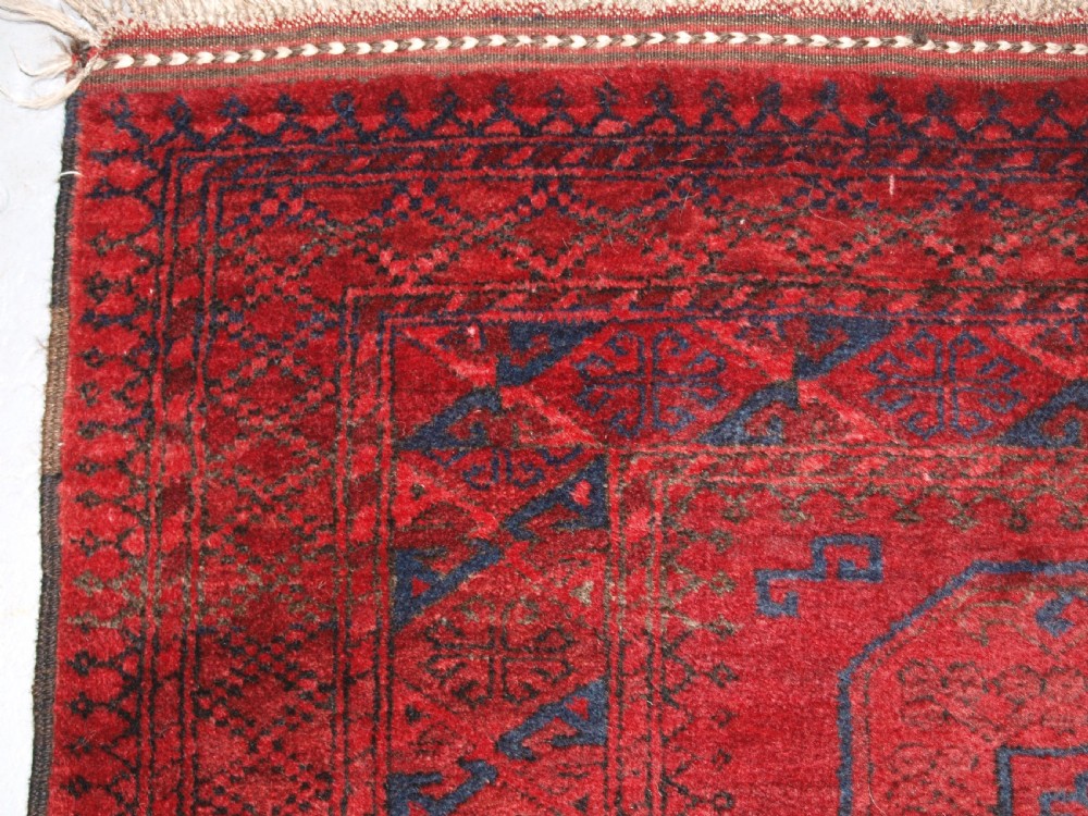 OLD AFGHAN VILLAGE LONG RUG WITH LARGE GULS, SUPERB RUG. CIRCA 1920/30. View VI