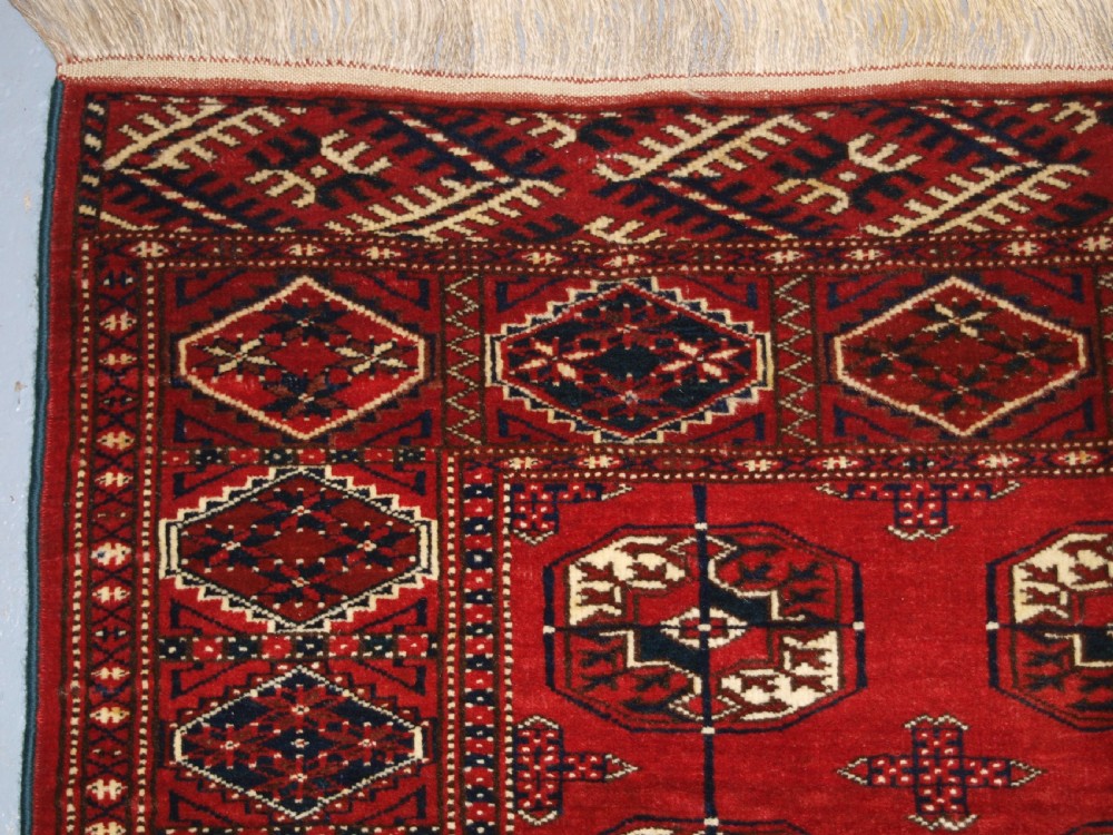 OLD AFGHAN TURKMEN RUG, EXCELLENT CONDITION, GOOD COLOUR, CIRCA 1920/30. View III