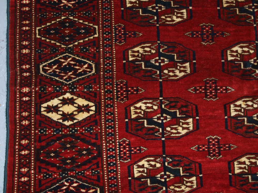 OLD AFGHAN TURKMEN RUG, EXCELLENT CONDITION, GOOD COLOUR, CIRCA 1920/30. View IV