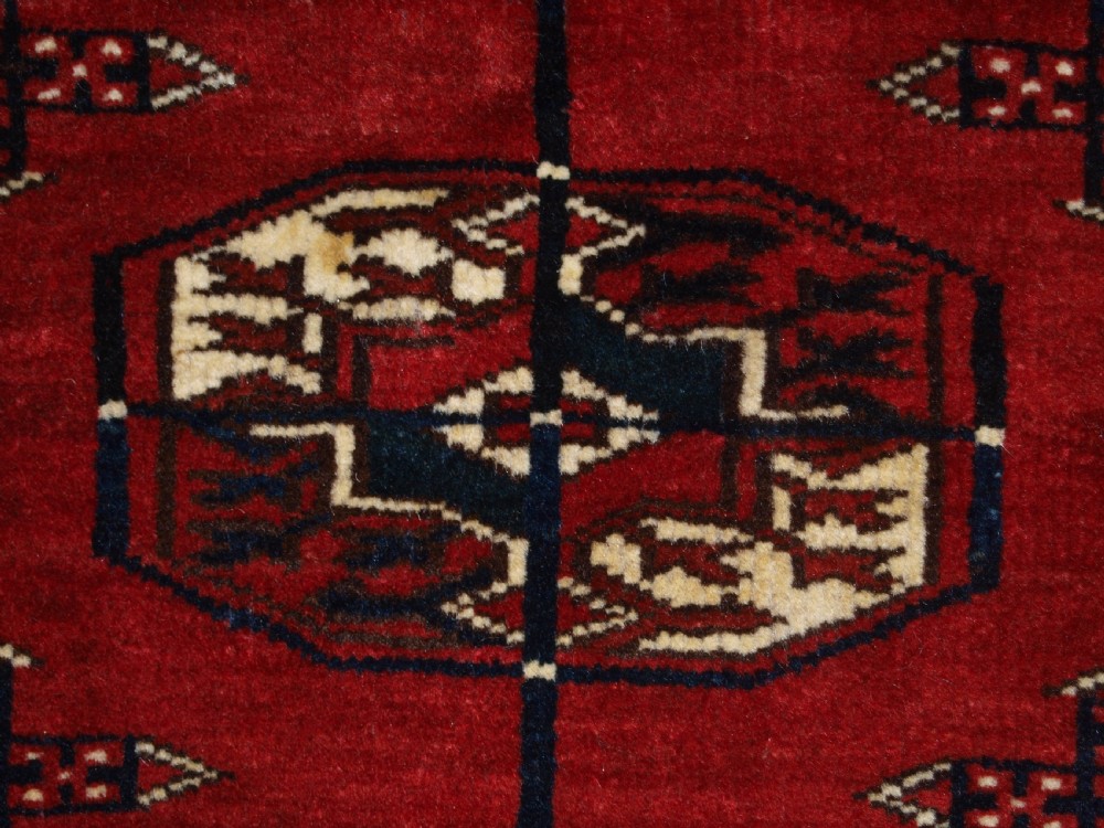 OLD AFGHAN TURKMEN RUG, EXCELLENT CONDITION, GOOD COLOUR, CIRCA 1920/30. View X