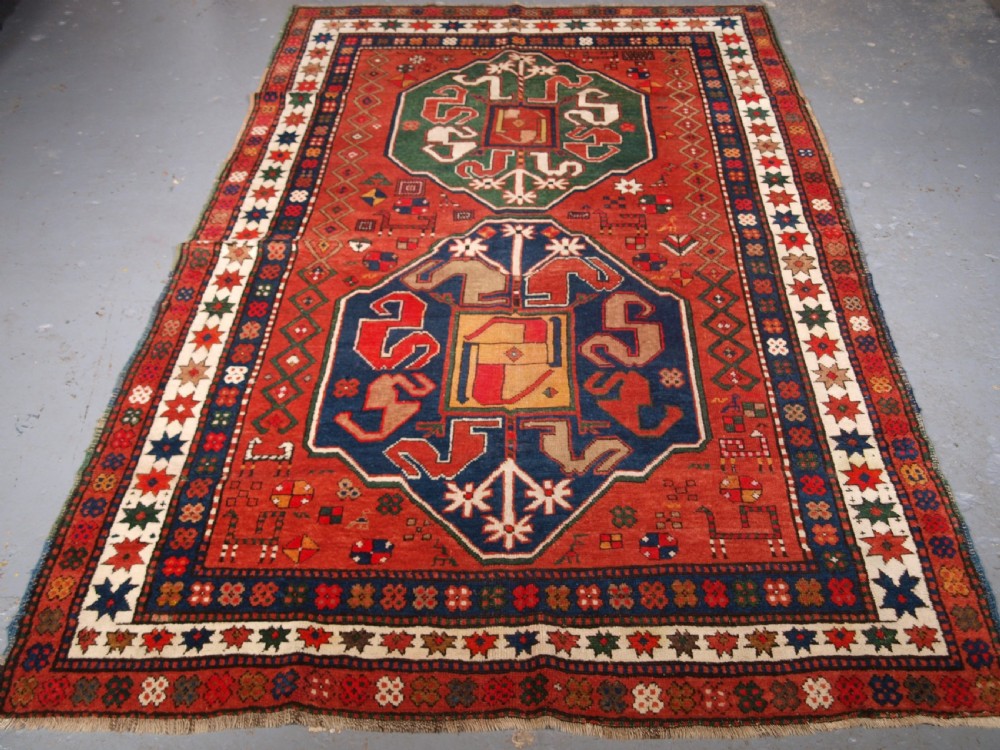 ANTIQUE CAUCASIAN ARMENIAN KARABAGH RUG OF CLOUDBAND DESIGN, CIRCA 1900.