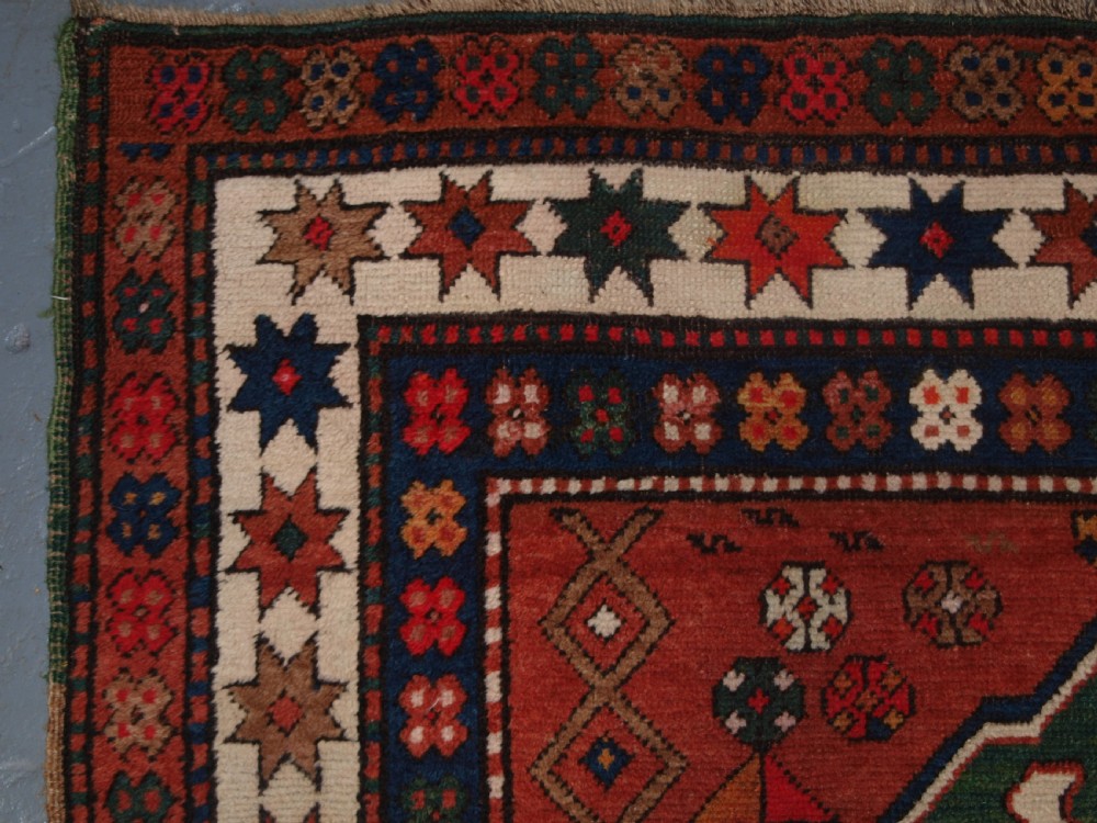 ANTIQUE CAUCASIAN ARMENIAN KARABAGH RUG OF CLOUDBAND DESIGN, CIRCA 1900. View VII