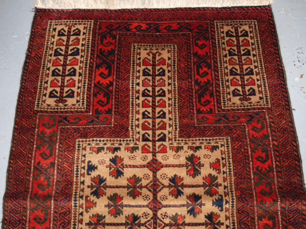 ANTIQUE CAMEL GROUND AFGHAN BALUCH PRAYER RUG WITH TREE OF LIFE, CIRCA 1900/20. View III