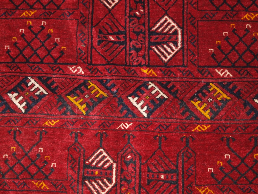 OLD AFGHAN RUG WITH ERSARI TURKMEN ENSI DESIGN, CIRCA 1920/30. View VII