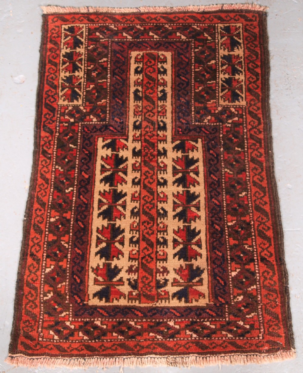 OLD AFGHAN BALUCH CHILDS PRAYER RUG, VERY SWEET SMALL RUG, CIRCA 1920.