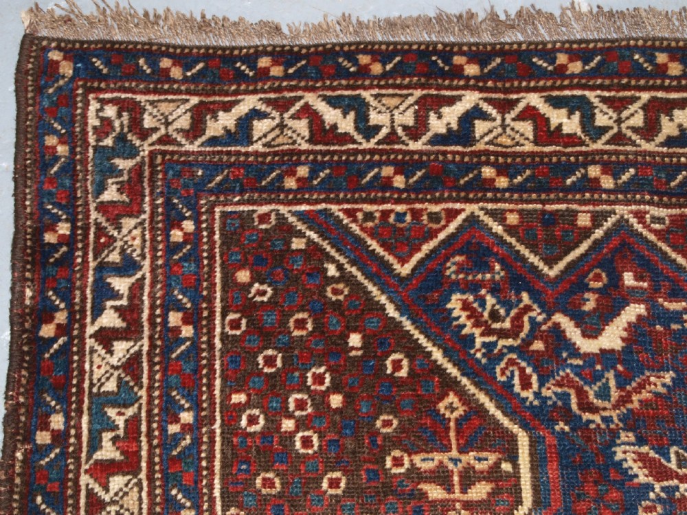 ANTIQUE KHAMSEH RUG WITH ALL OVER CHICKEN DESIGN, CIRCA 1900/20. View V