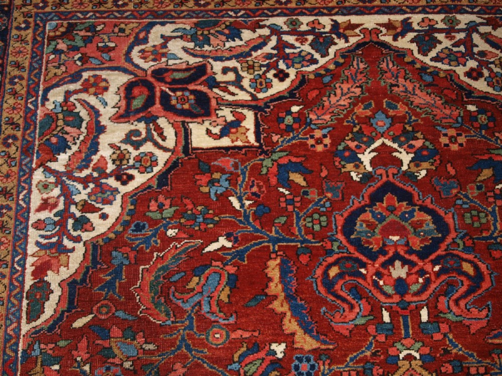 ANTIQUE AHAR HERIZ CARPET, CLASSIC DESIGN, SUPERB CONDITION, CIRCA 1900/20. View VIII