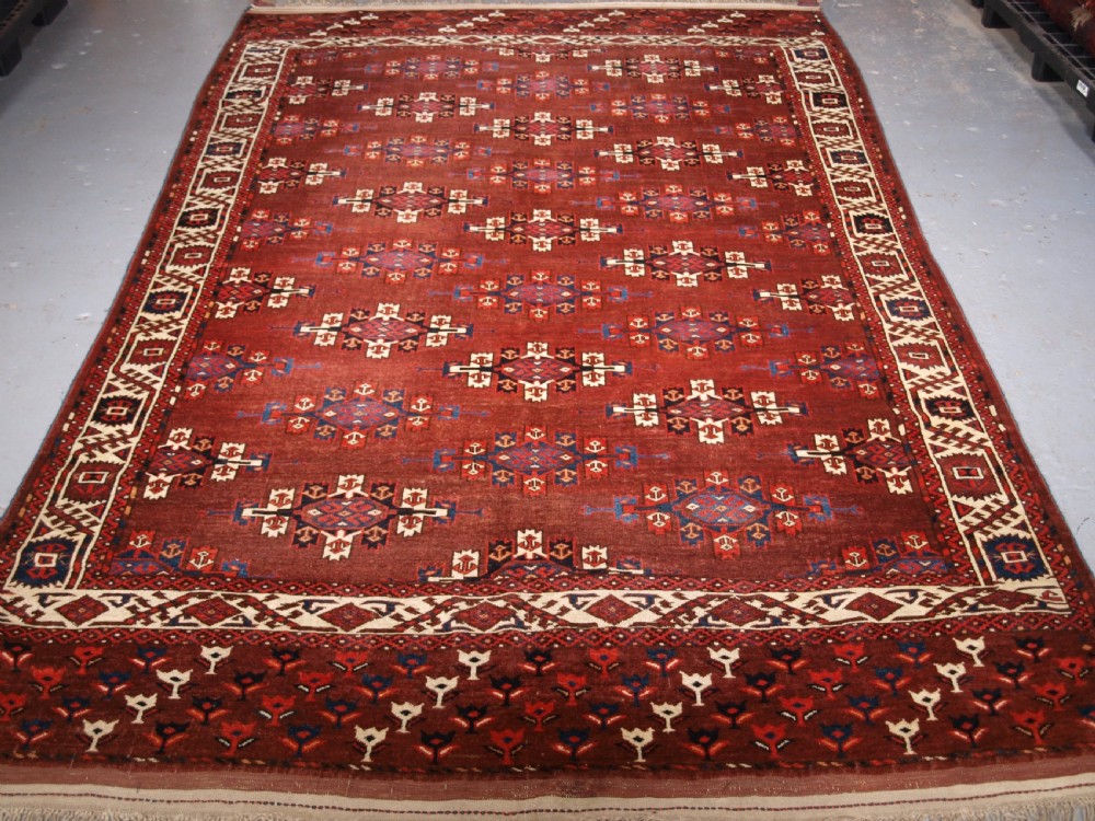 ANTIQUE YOMUT TURKMEN MAIN CARPET, KEPSE GUL DESIGN, CIRCA 1860.
