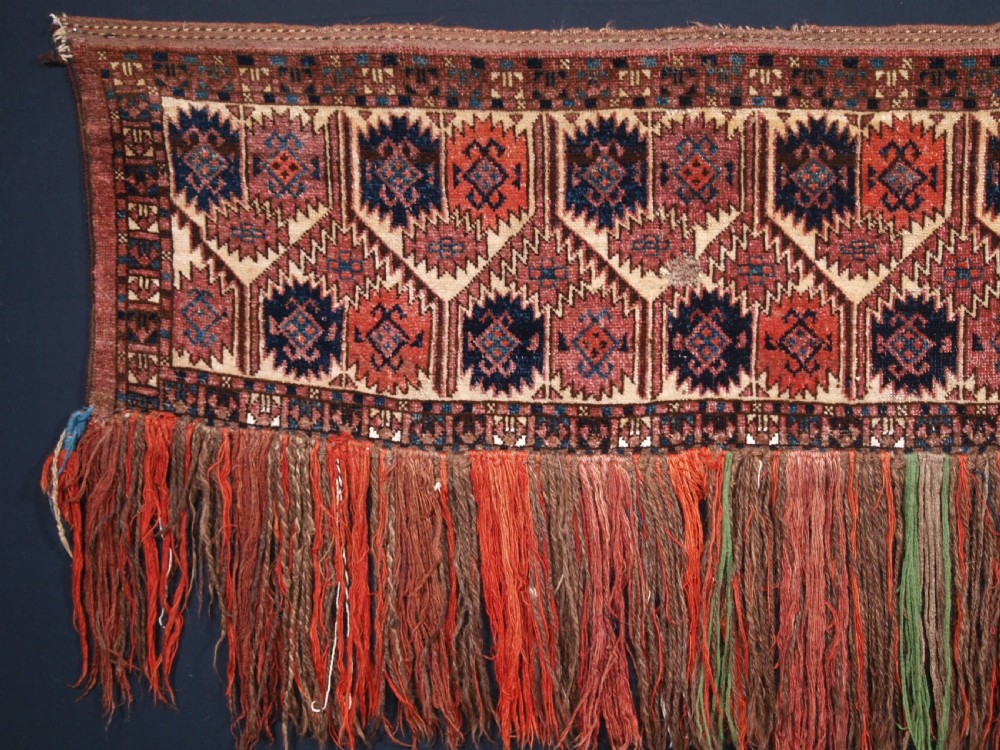 ANTIQUE ERSARI TURKMEN TORBA WITH UNUSUAL DESIGN, IVORY GROUND, CIRCA 1900. View II