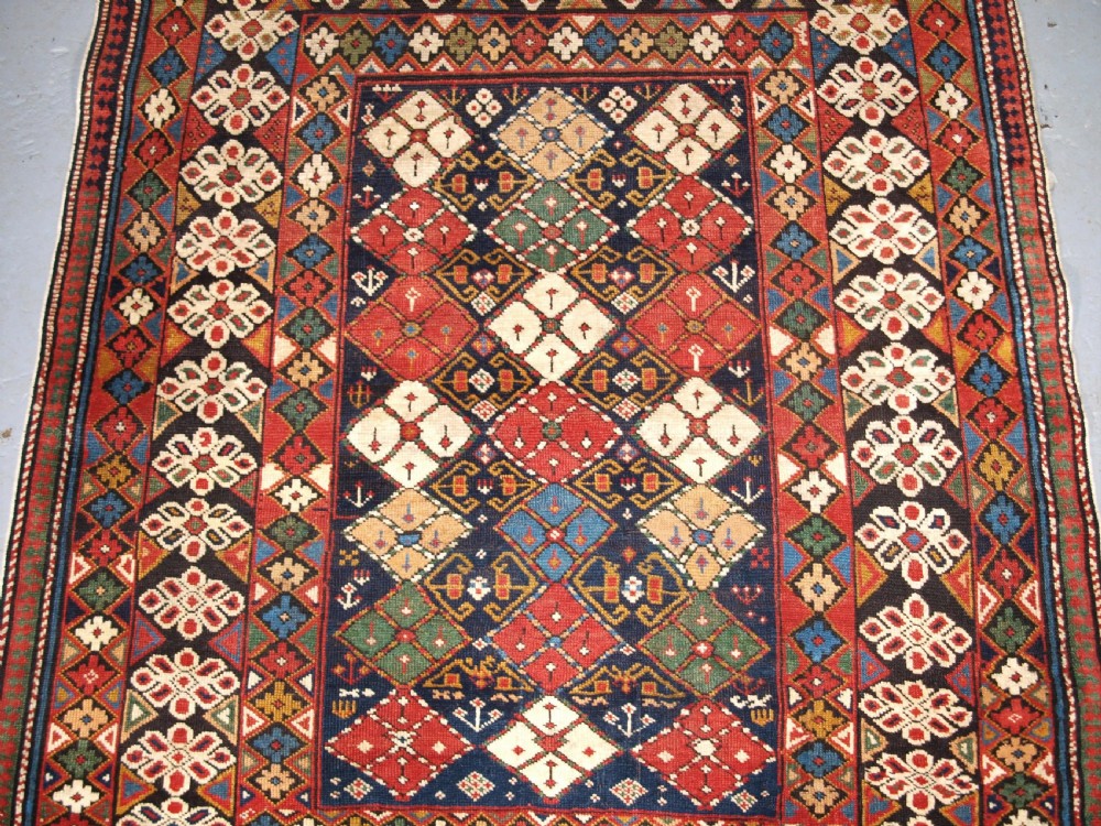 ANTIQUE CAUCASIAN RUG KUBA REGION, SCARCE CHICHI DESIGN, CIRCA 1890. View IV