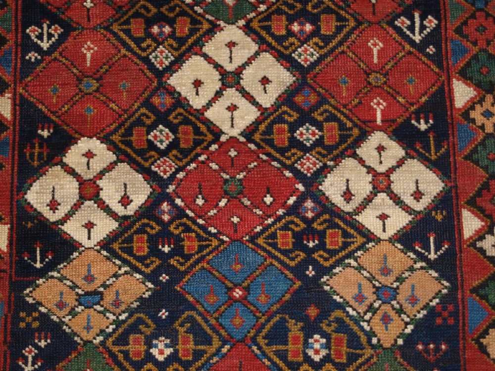 ANTIQUE CAUCASIAN RUG KUBA REGION, SCARCE CHICHI DESIGN, CIRCA 1890. View IX