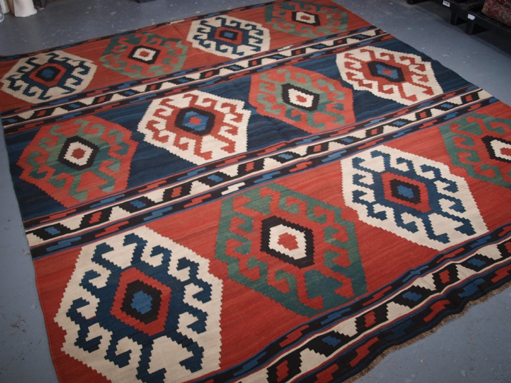 ANTIQUE SOUTH CAUCASIAN SHIRVAN BANDED KILIM, BOLD DESIGN, CIRCA 1900. View II