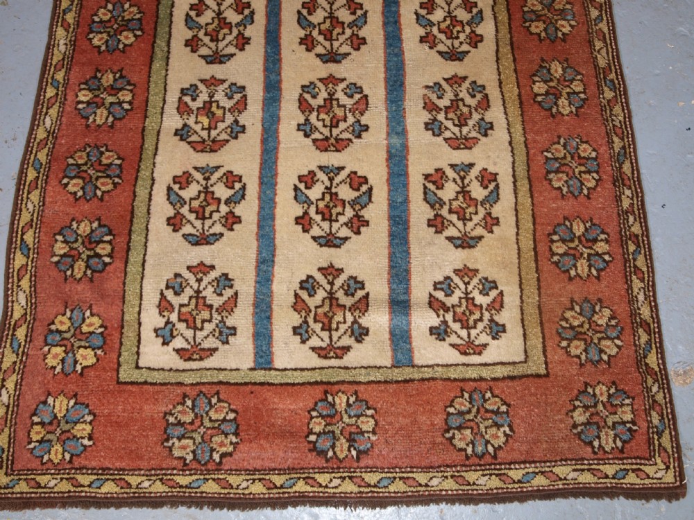 ANTIQUE TURKISH MANASTIR PRAYER RUG, RAMS HORN MIHRAB, CIRCA 1900. View III