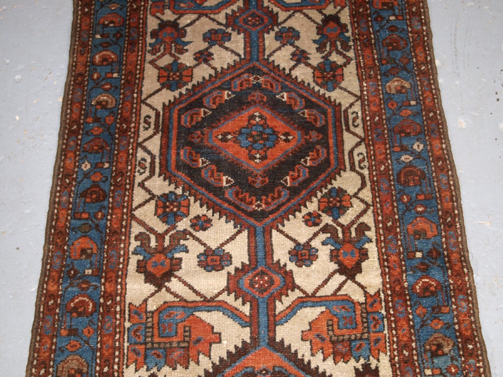 ANTIQUE KURDISH HAMADAN VILLAGE RUNNER, USEFUL NARROW SIZE, CIRCA 1920. View IV