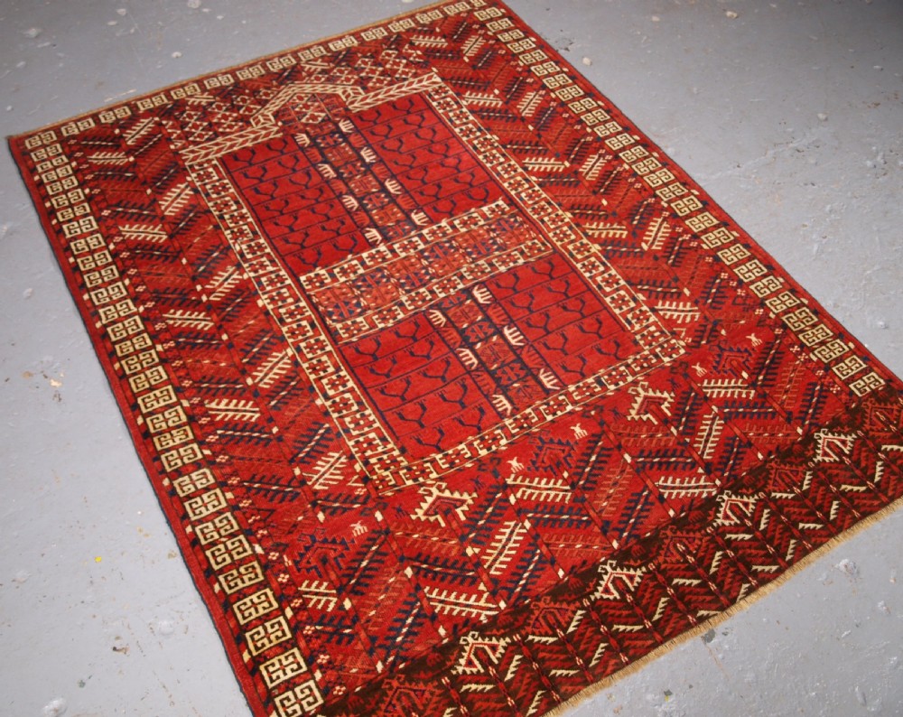 ANTIQUE TEKKE TURKMEN ENSI WITH SUPERB COLOUR, CIRCA 1880. View II