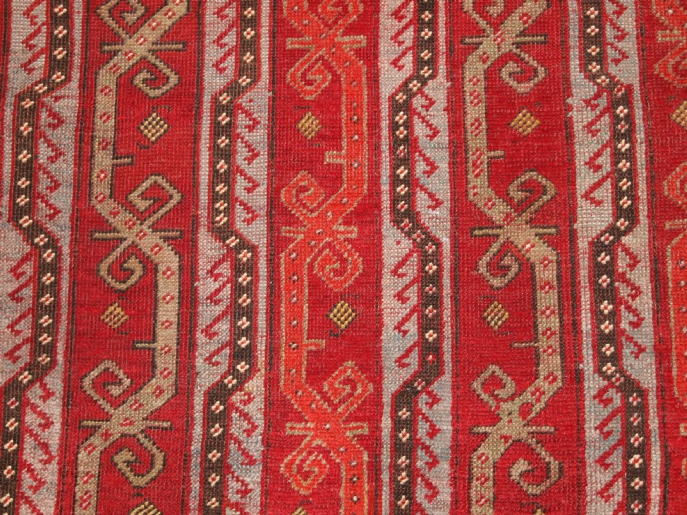 ANTIQUE TURKISH KIRSEHIR VILLAGE RUNNER WITH TRADITIONAL VINE DESIGN, CIRCA 1900. View XI