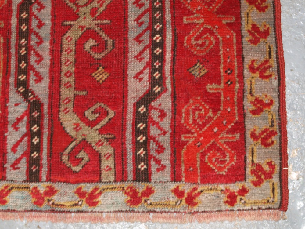 ANTIQUE TURKISH KIRSEHIR VILLAGE RUNNER WITH TRADITIONAL VINE DESIGN, CIRCA 1900. View XII