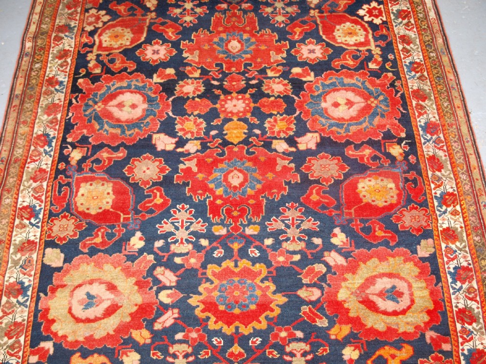 ANTIQUE MALAYER RUG, VERY FINE WEAVE WITH HARSHANG DESIGN, CIRCA 1900. View IV