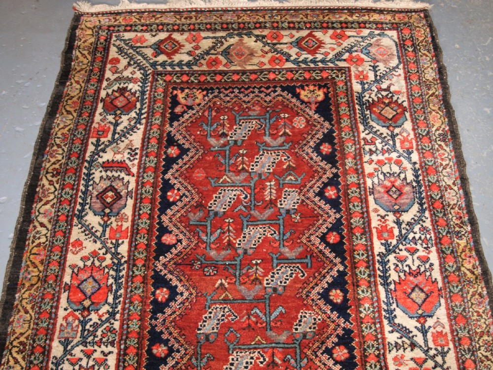 ANTIQUE MALAYER RUNNER OF LARGE SIZE, COUNTRY HOUSE STYLE, CIRCA 1900/20. View II