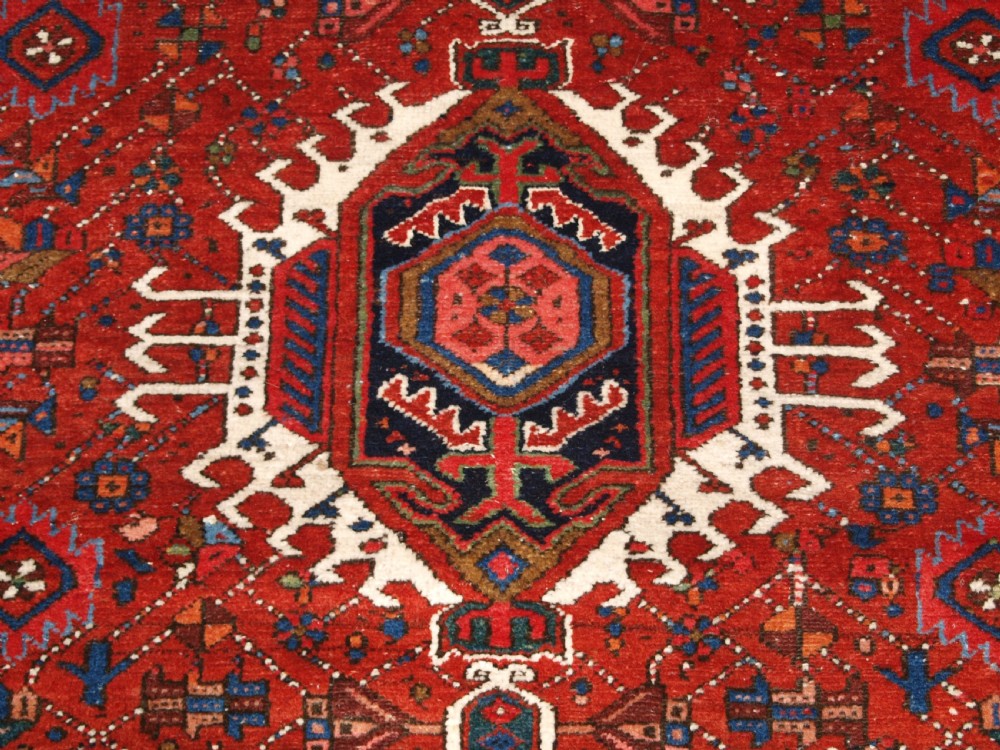 ANTIQUE KARAJA RUG OF CLASSIC DESIGN, HARD WEARING FURNISHING RUG, CIRCA 1900/20. View IX