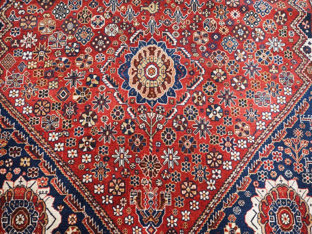ANTIQUE SILK WEFTED TRIBAL QASHQAI RUG, OUTSTANDING EXAMPLE, CIRCA 1890. View IX