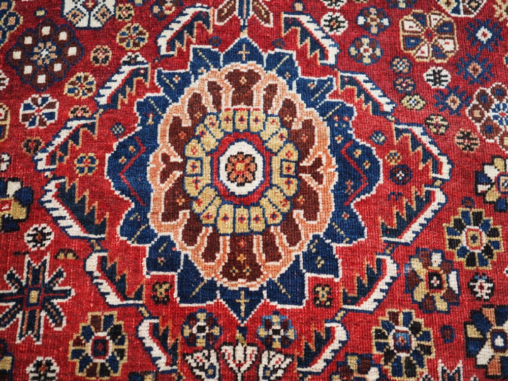 ANTIQUE SILK WEFTED TRIBAL QASHQAI RUG, OUTSTANDING EXAMPLE, CIRCA 1890. View XIII