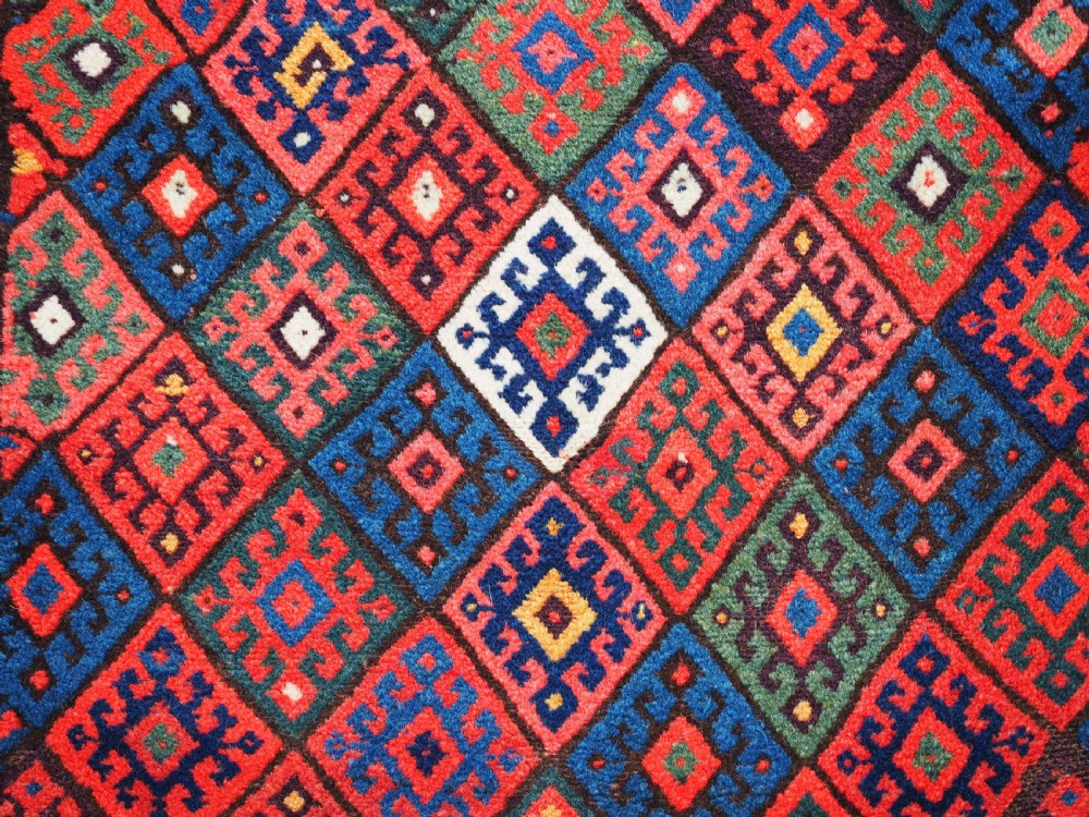 ANTIQUE JAF KURD SADDLE BAG FACE, DIAMOND LATTICE DESIGN, CIRCA 1890. View V