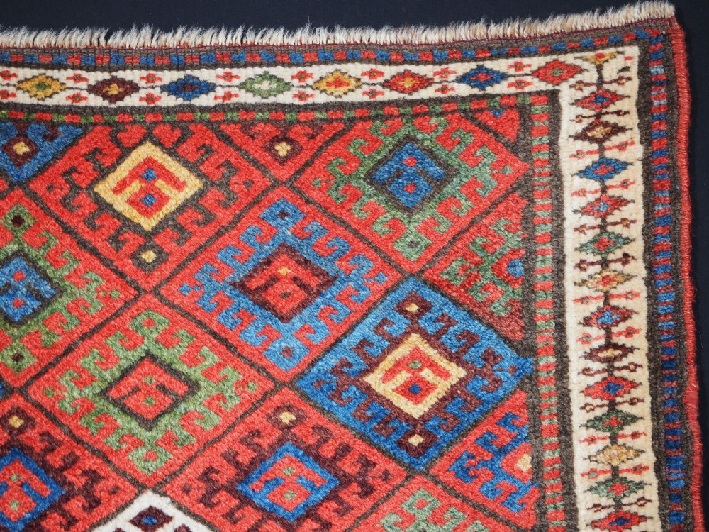 ANTIQUE JAF KURD SADDLE BAG FACE, DIAMOND LATTICE DESIGN, CIRCA 1900. View III
