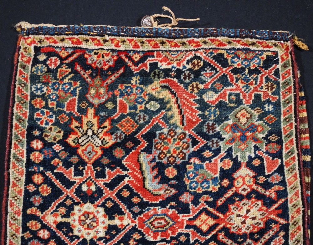 ANTIQUE TRIBAL QASHQAI BAG, HERATI DESIGN WITH STRIPED PLAIN WEAVE BACK, CIRCA 1880. View III