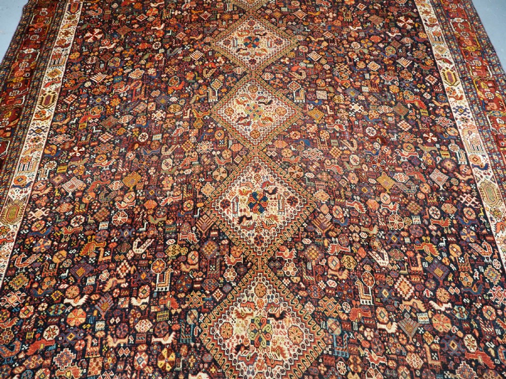 ANTIQUE KELLEH OR KHAN CARPET BY THE KHAMSEH TRIBE, VERY LARGE SIZE, CIRCA 1880. View V