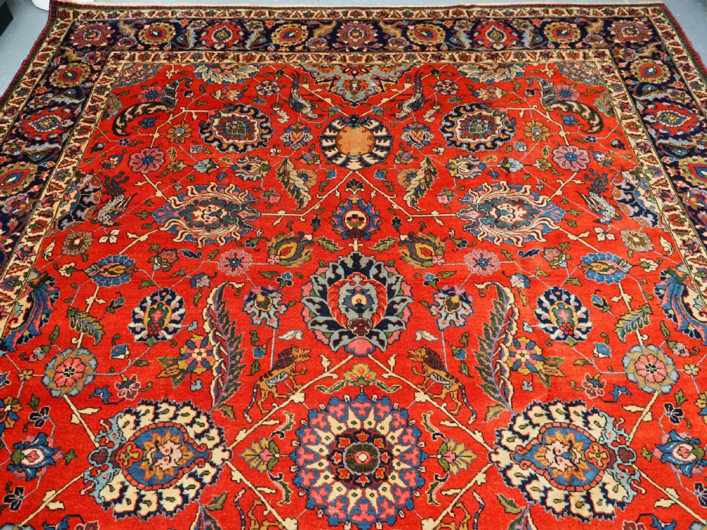 ANTIQUE TABRIZ CARPET WITH BIRDS AND LIONS, EXCELLENT CONDITION, CIRCA 1900/20. View III