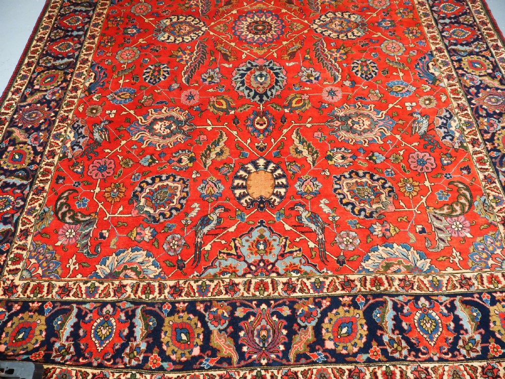 ANTIQUE TABRIZ CARPET WITH BIRDS AND LIONS, EXCELLENT CONDITION, CIRCA 1900/20. View V