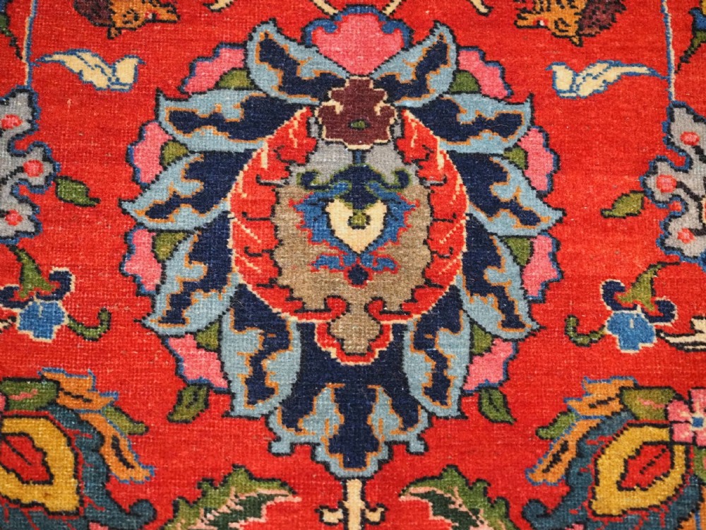ANTIQUE TABRIZ CARPET WITH BIRDS AND LIONS, EXCELLENT CONDITION, CIRCA 1900/20. View XII