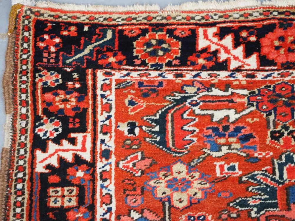 ANTIQUE HERIZ RUG OF SMALL SIZE, EXCELLENT CONDITION, CIRCA 1900/20. View V