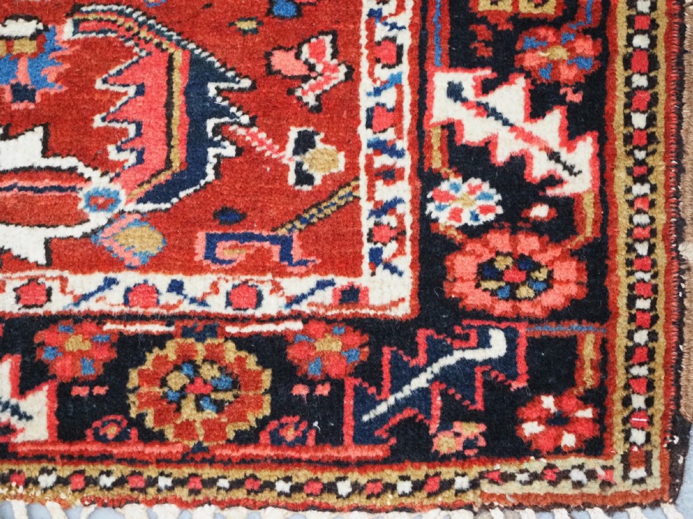 ANTIQUE HERIZ RUG OF SMALL SIZE, EXCELLENT CONDITION, CIRCA 1900/20. View IX