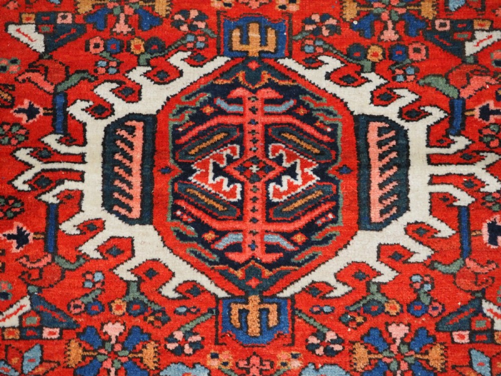 ANTIQUE KARAJA VILLAGE RUG, CLASSIC DESIGN, SMALL SIZE, CIRCA 1900/20. View IX