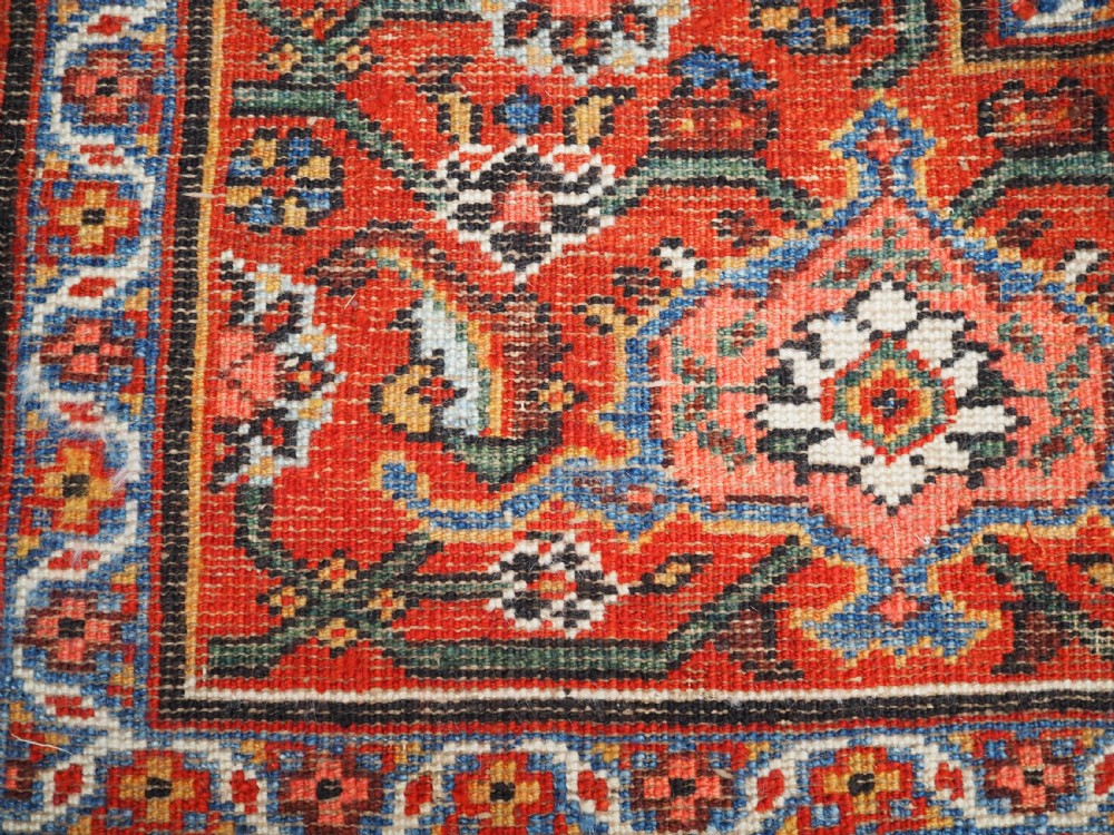 ANTIQUE FERAGHAN REGION VILLAGE CARPET, PERFECT CONDITION, CIRCA 1900/20. View VIII