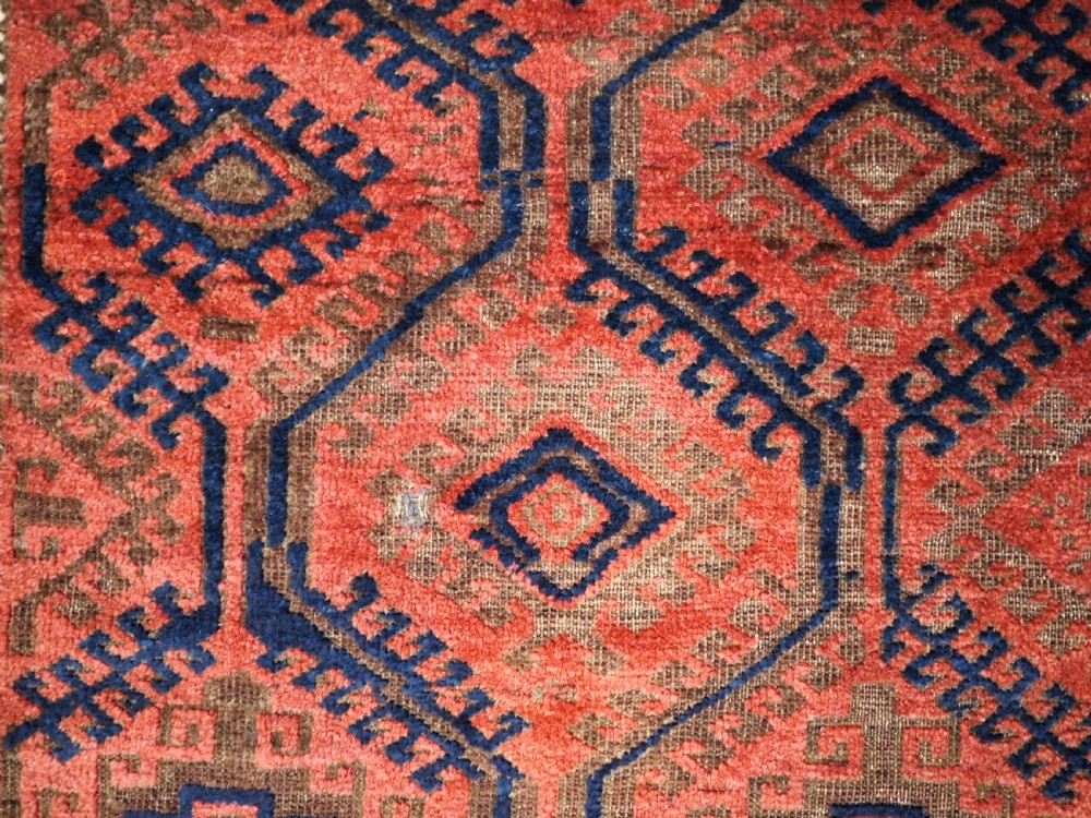 ANTIQUE BALUCH PRAYER RUG WITH LARGE LATTICE DESIGN, CIRCA 1900. View IX