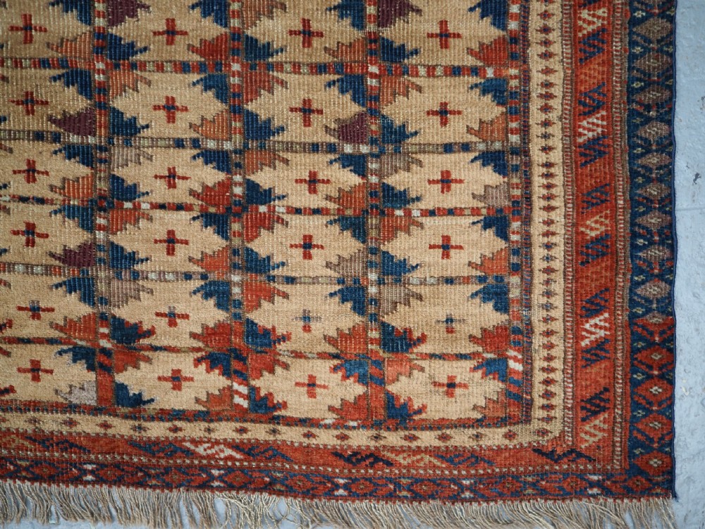 ANTIQUE PRAYER RUG BY THE ERSARI TURKMEN OF SCARCE TYPE, CIRCA 1890. View XI