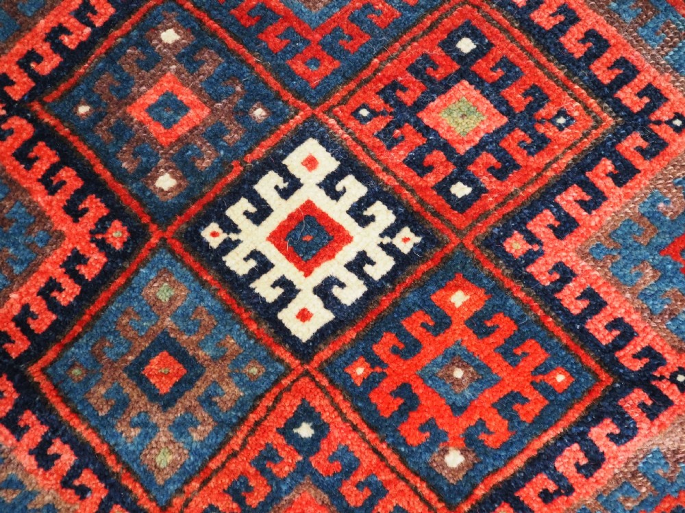 ANTIQUE JAF KURD BAG FACE OF SMALL SIZE, CIRCA 1900. View III