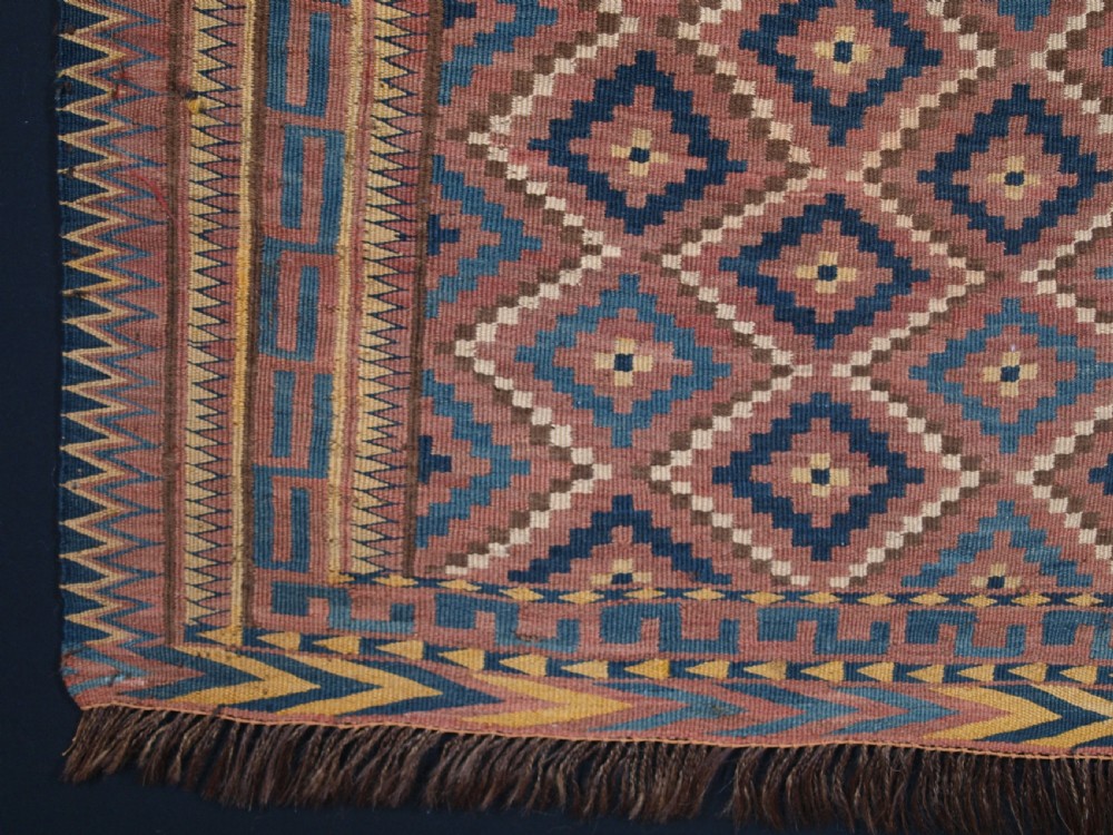 ANTIQUE UZBEK BAG FACE, PLAIN WEAVE WITH TRADITIONAL DESIGN, CIRCA 1900. View IV