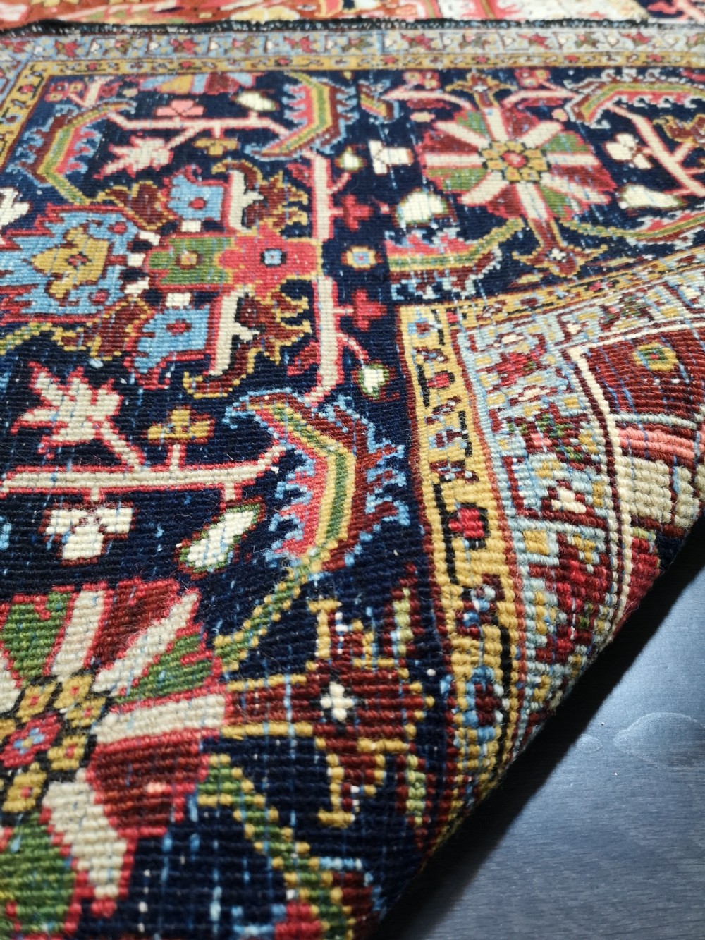 ANTIQUE HERIZ CARPET, COUNTRY HOUSE STYLE WITH SUPERB COLOUR, CIRCA 1900. View IV