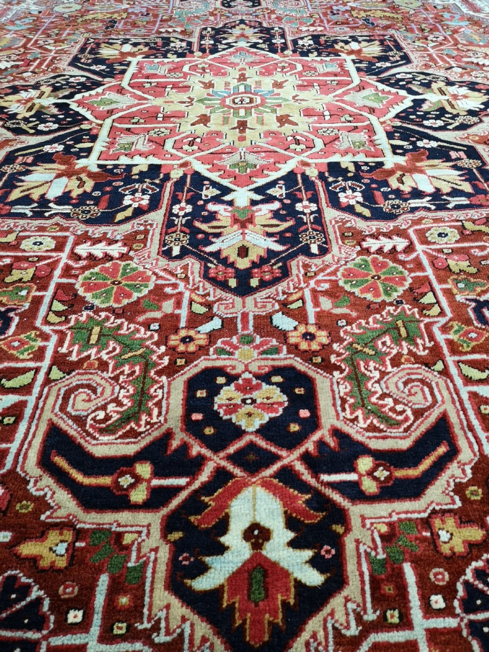 ANTIQUE HERIZ CARPET, COUNTRY HOUSE STYLE WITH SUPERB COLOUR, CIRCA 1900. View IX