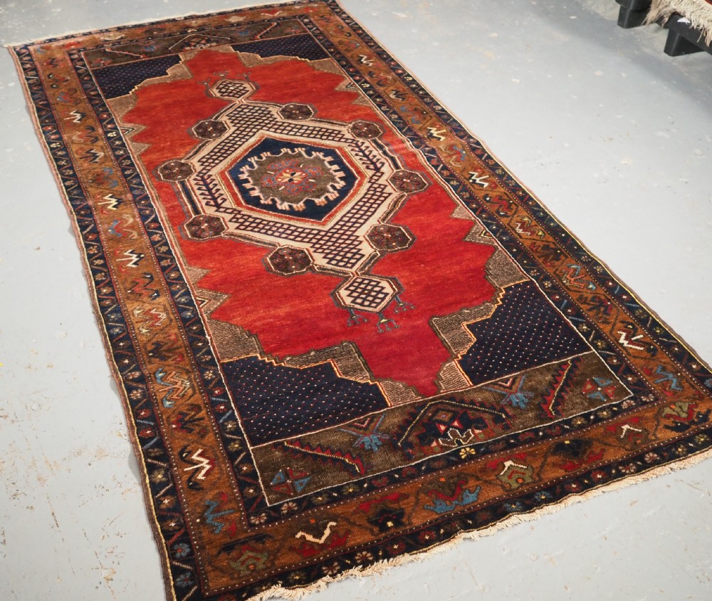 ANTIQUE TURKISH YAHYALI VILLAGE RUG, GOOD COLOUR, CIRCA 1900. View II