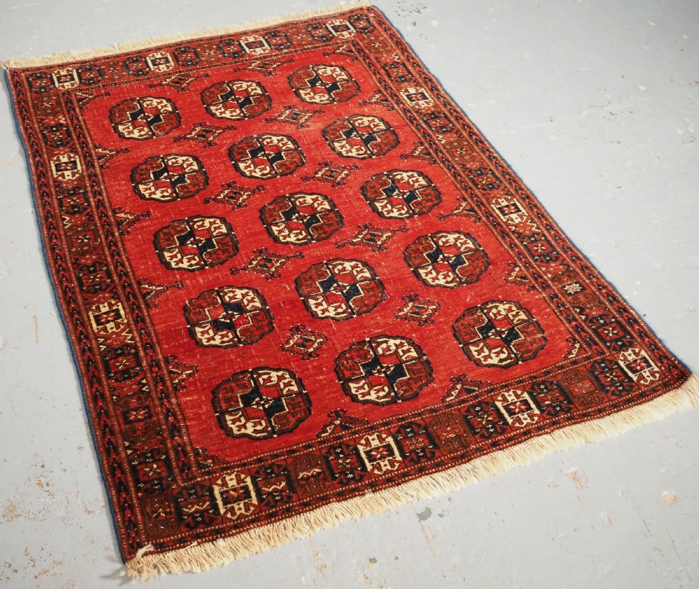 ANTIQUE YOMUT TURKMEN RUG WITH UNUSUAL BORDER DESIGN, CIRCA 1900. View II