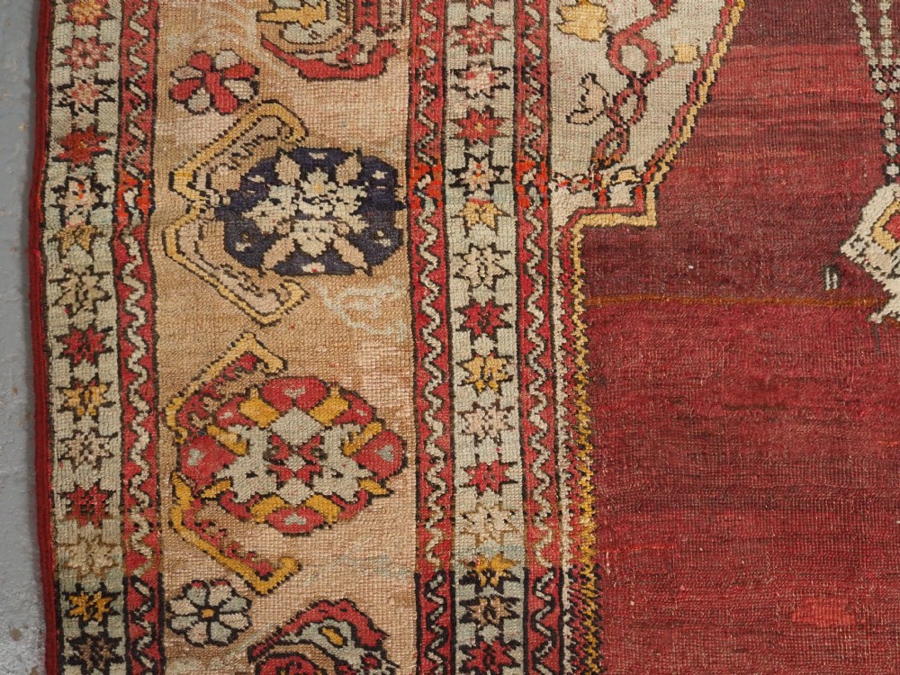 ANTIQUE TURKISH OUSHAK REGION PRAYER RUG, LATE 19TH CENTURY. View VII