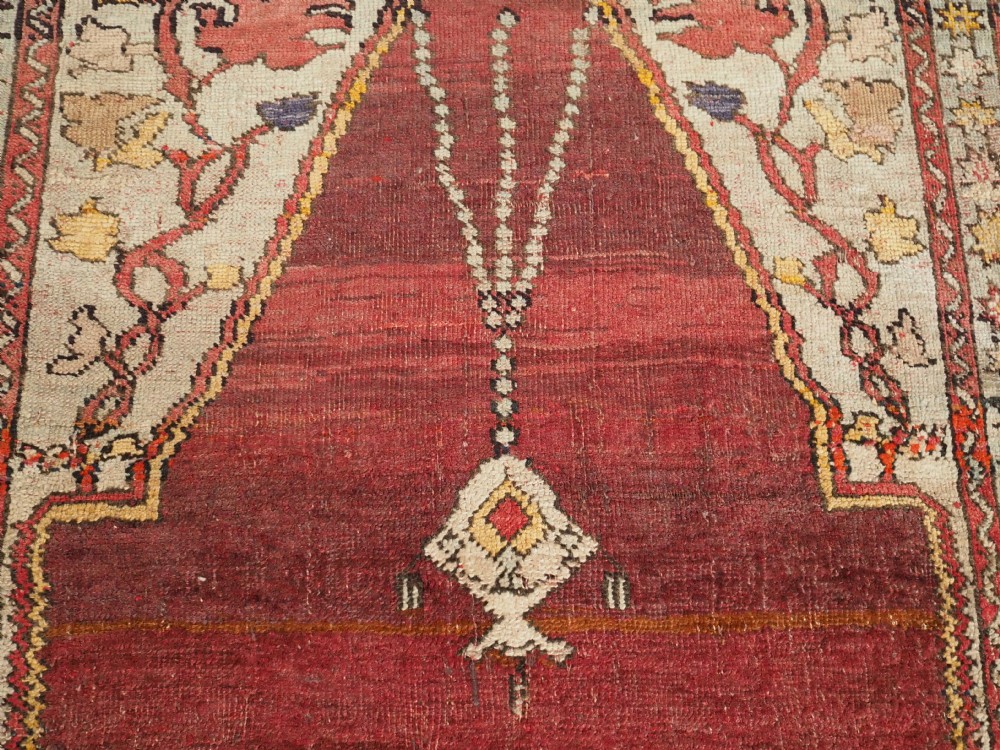 ANTIQUE TURKISH OUSHAK REGION PRAYER RUG, LATE 19TH CENTURY. View X