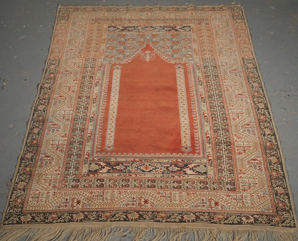 ANTIQUE TURKISH GHIORDES PRAYER RUG, SUPERB CONDITION, 1ST HALF 19TH CENTURY.